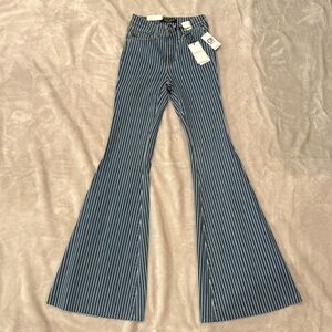 Judy Blue Striped Flare Jeans - size 24
